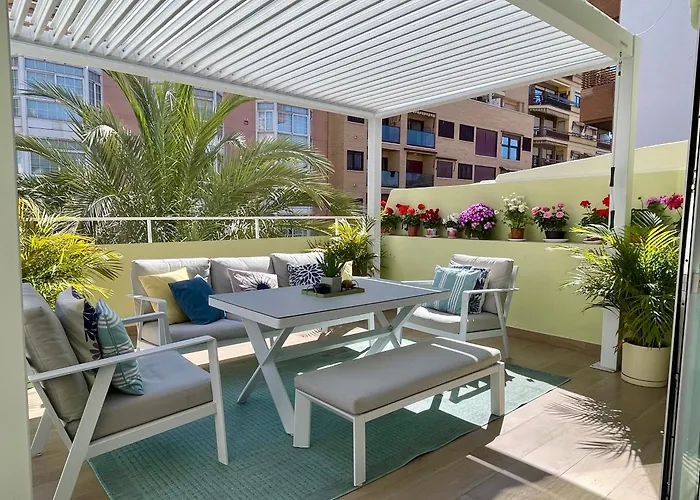 Gran Atico Con Terraza En El Centro De Alicante